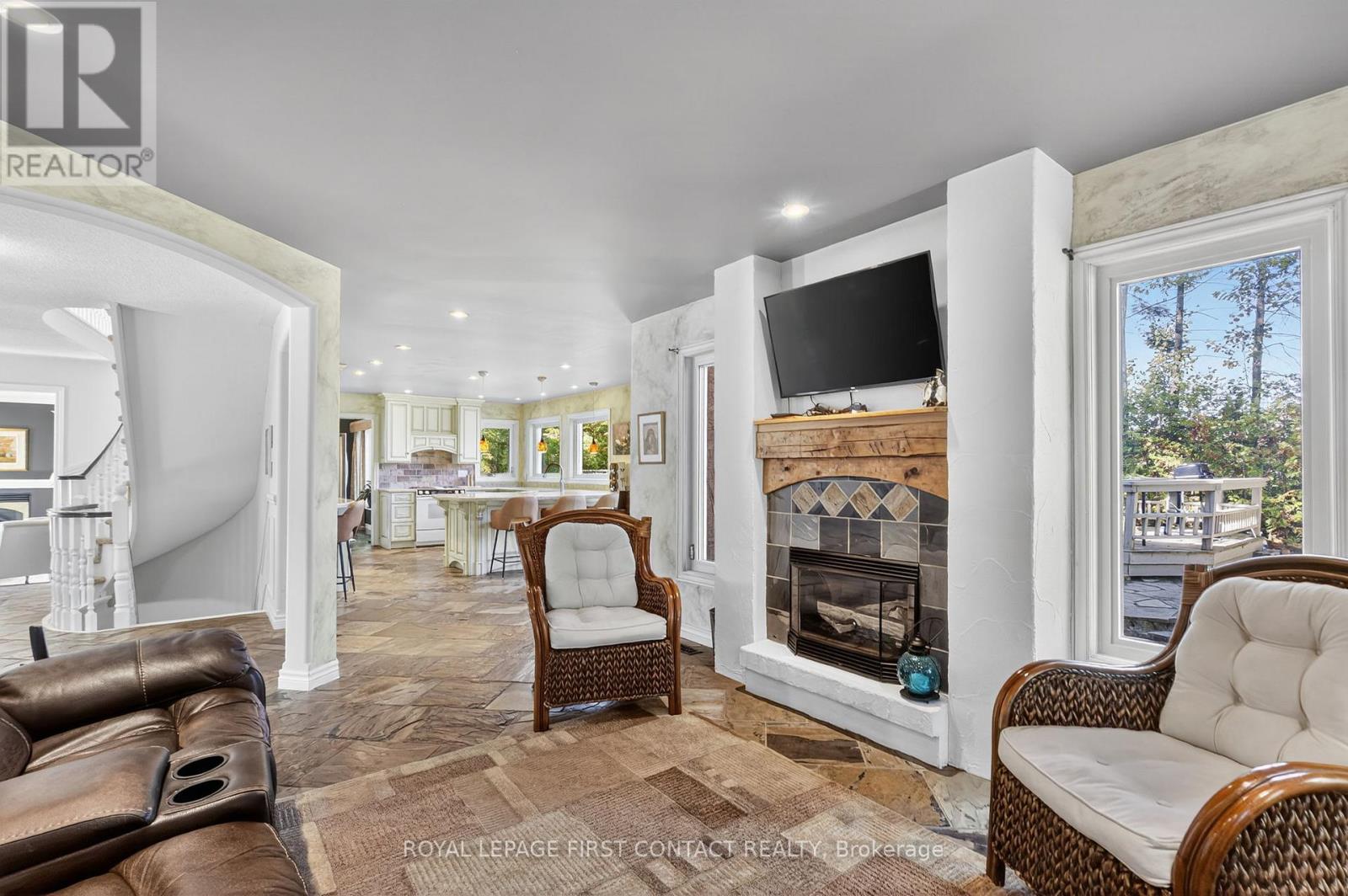 26 Edgecombe Terrace, Springwater, Ontario  L9X 0S2 - Photo 17 - S12926844