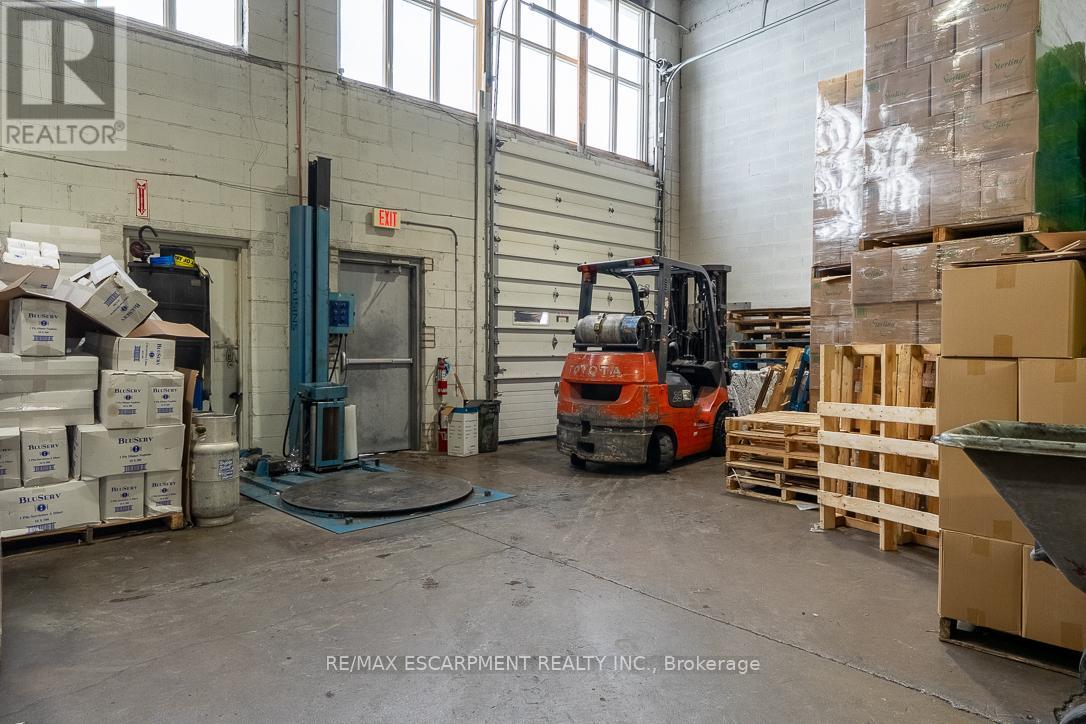 14, 15 & 16 - 4480 Chesswood Drive, Toronto, Ontario  M3J 2B9 - Photo 22 - W12701698