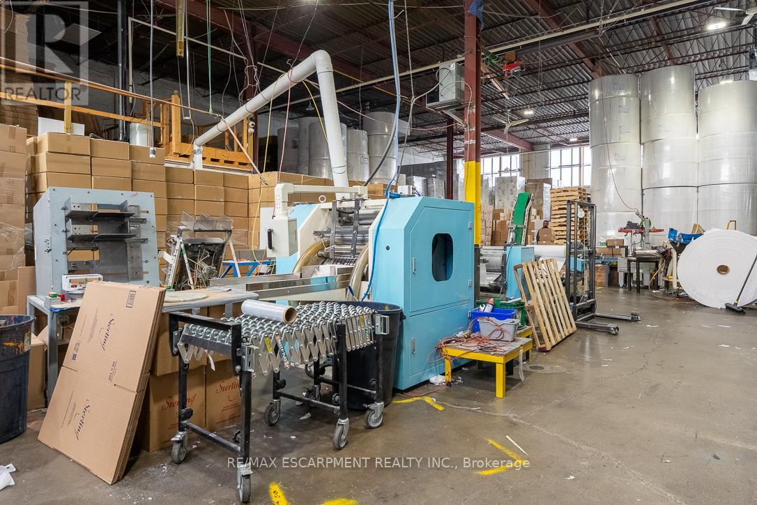 14, 15 & 16 - 4480 Chesswood Drive, Toronto, Ontario  M3J 2B9 - Photo 19 - W12701698