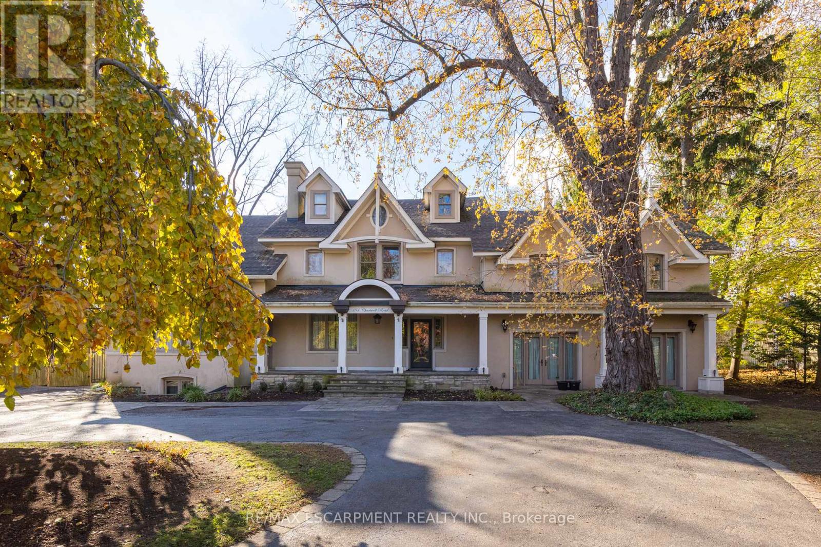 184 CHARTWELL ROAD, Oakville, Ontario