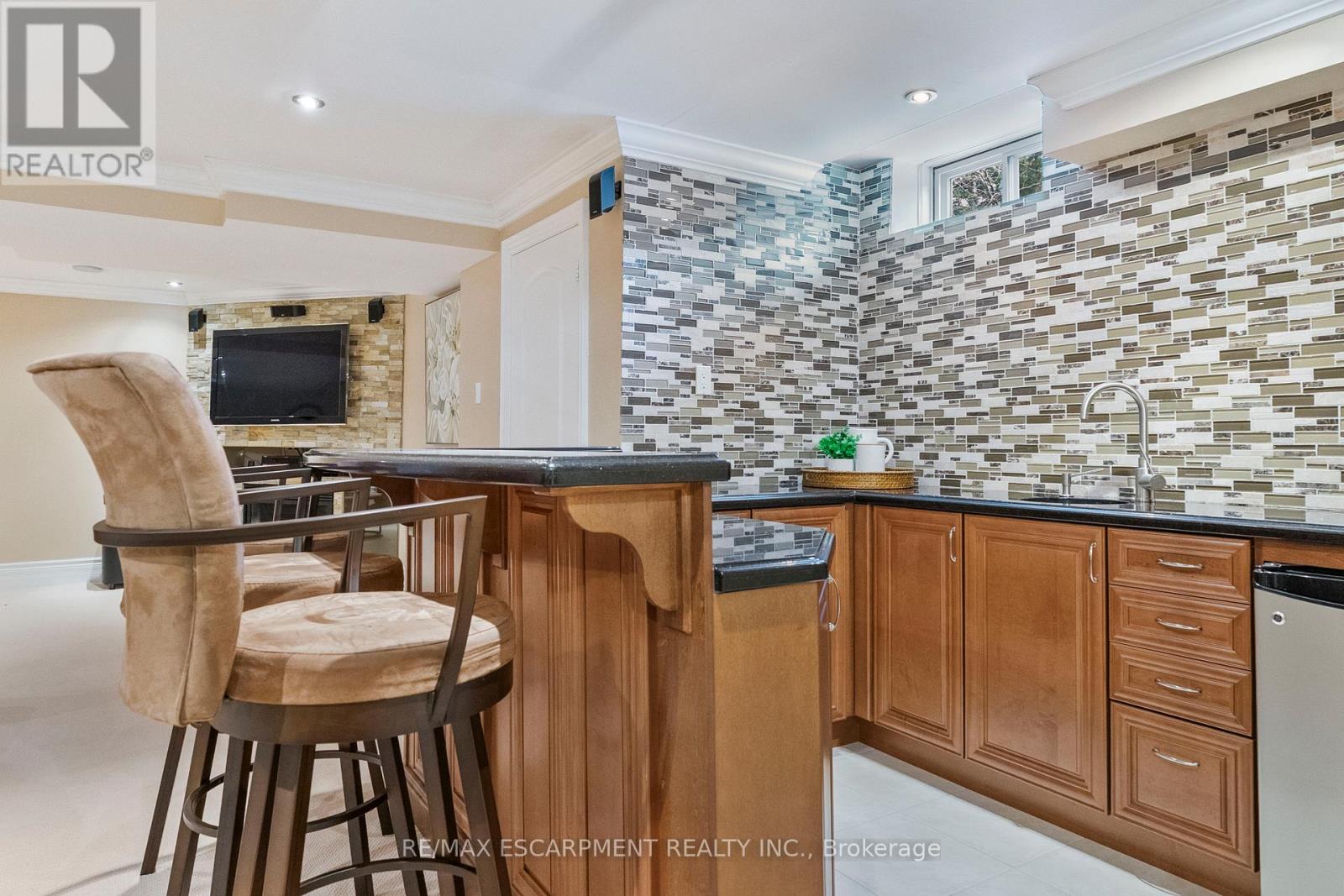 3402 Buena Vista Court, Oakville, Ontario  L6L 6W6 - Photo 43 - W12872960