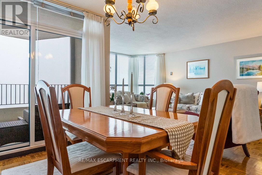 1905 - 1333 Bloor Street, Mississauga, Ontario  L4Y 3T6 - Photo 8 - W12887802