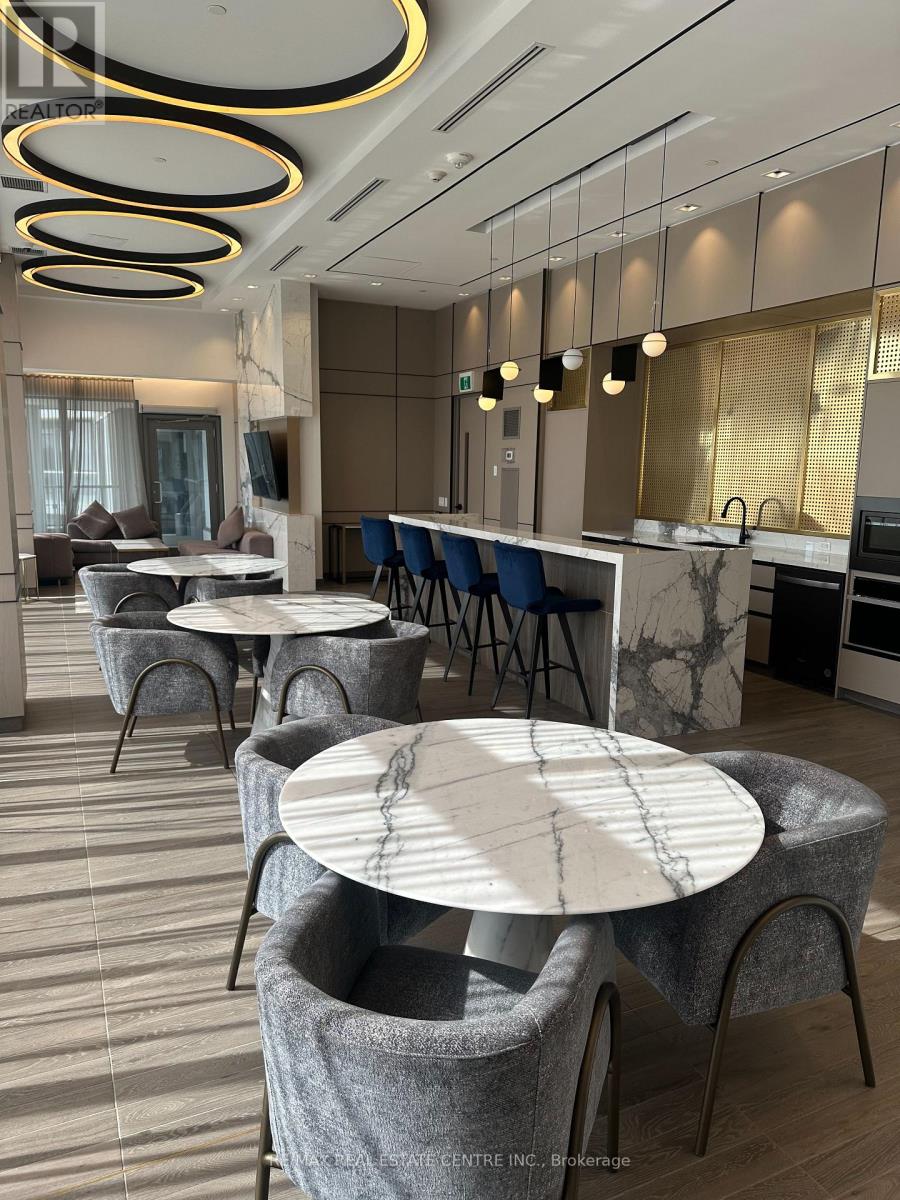 108 - 4675 Metcalfe Avenue, Mississauga, Ontario  L5M 4N7 - Photo 27 - W12926812