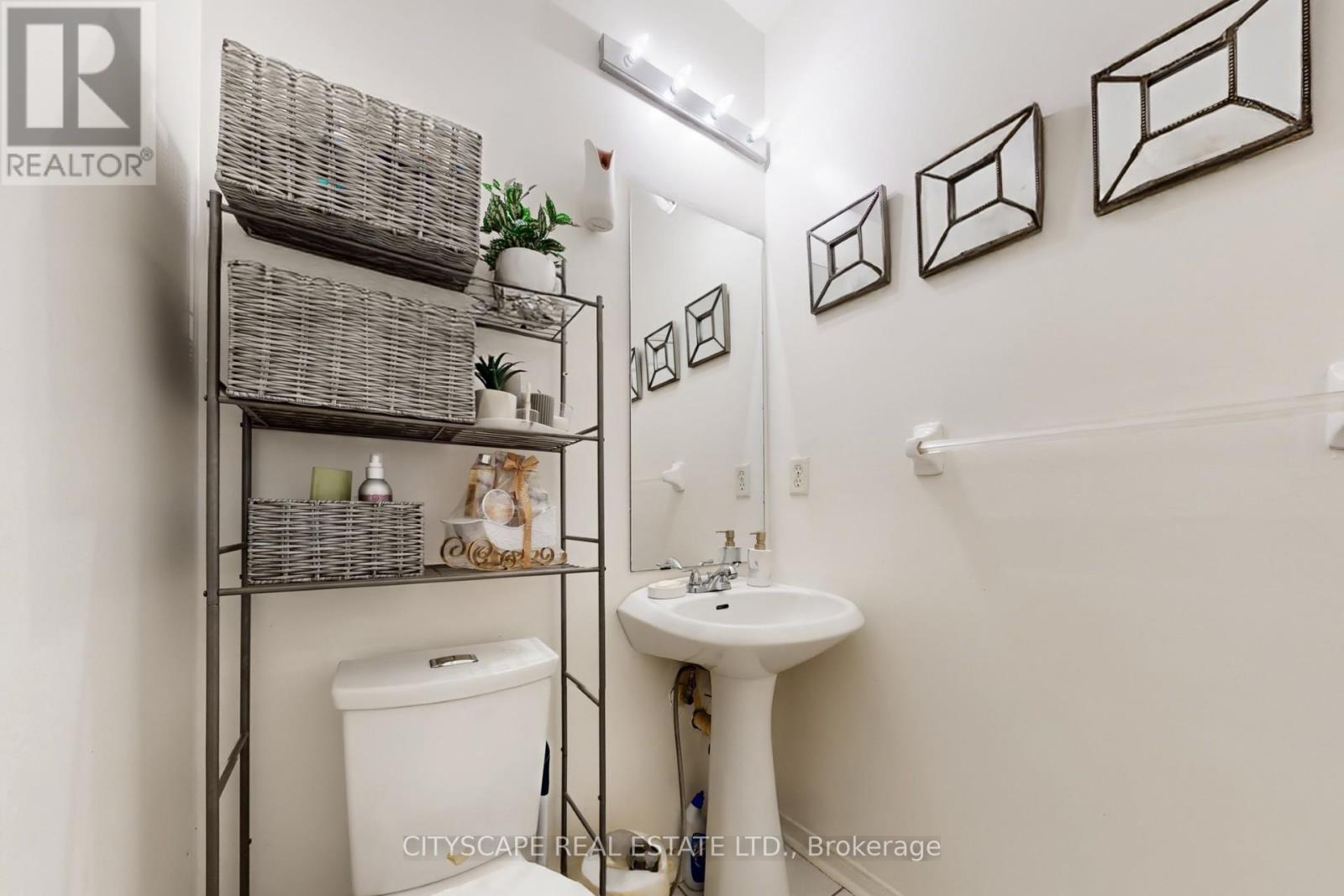 7218 Lulworth Court, Mississauga, Ontario  L5N 7X2 - Photo 17 - W12926818