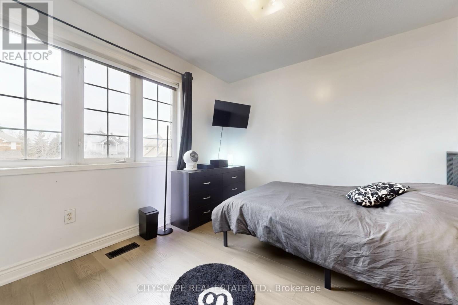 7218 Lulworth Court, Mississauga, Ontario  L5N 7X2 - Photo 27 - W12926818