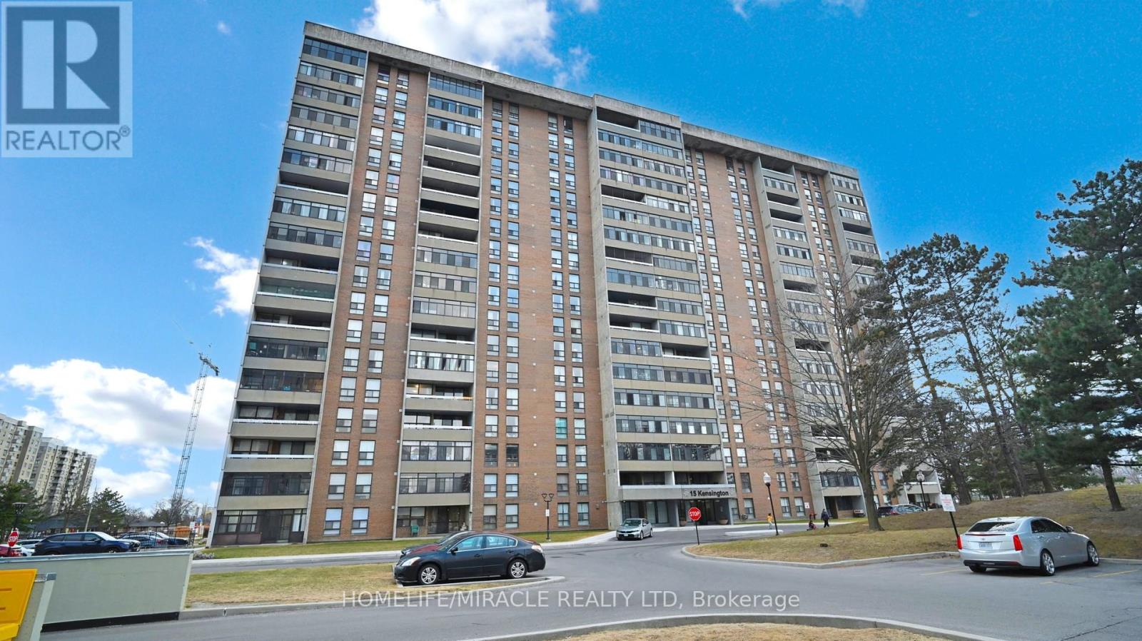 1112 - 15 KENSINGTON ROAD, Brampton, Ontario