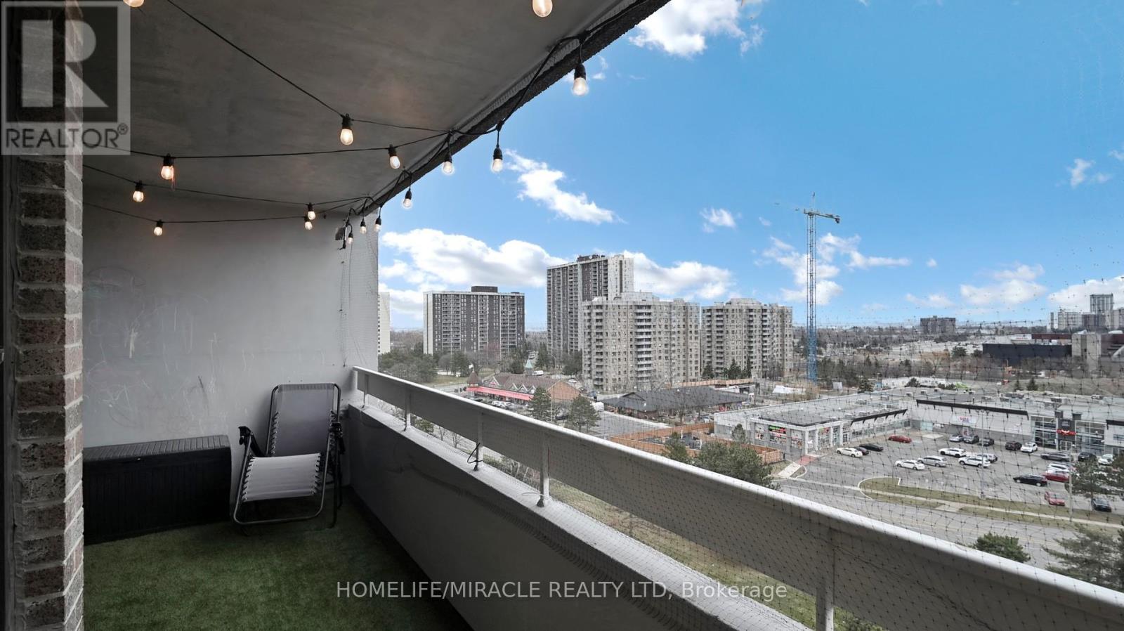 1112 - 15 Kensington Road, Brampton, Ontario L6T 3W2 - Photo 28 - W12926820