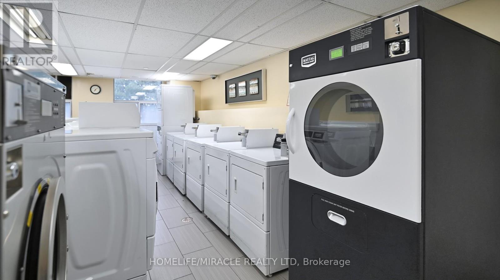 1112 - 15 Kensington Road, Brampton, Ontario L6T 3W2 - Photo 33 - W12926820