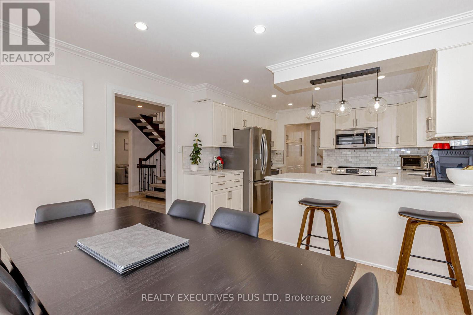 68 Leander Street, Brampton, Ontario  L6S 3M7 - Photo 9 - W12926830