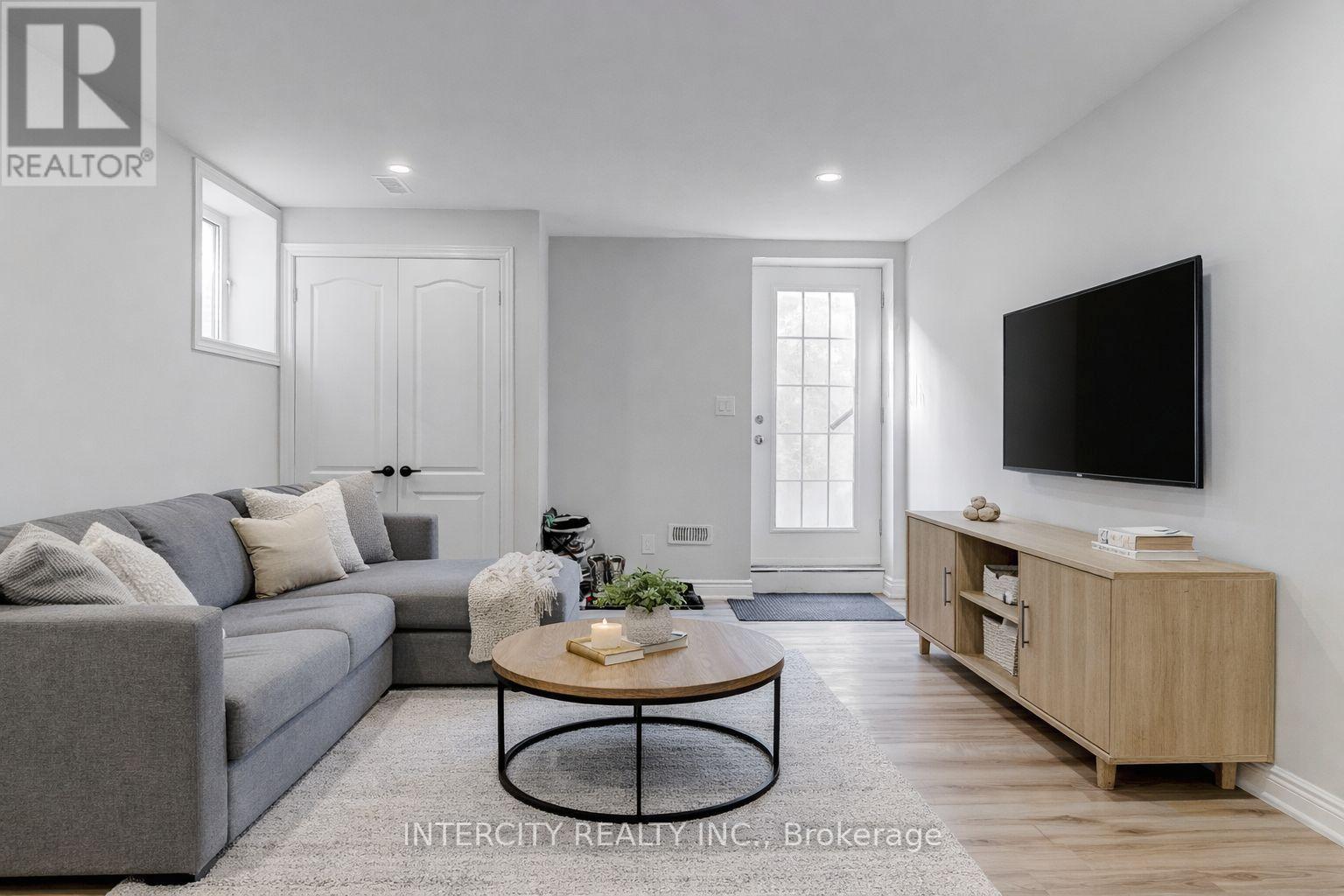 57 Purple Sage Drive, Brampton, Ontario  L6P 4P5 - Photo 22 - W12926834