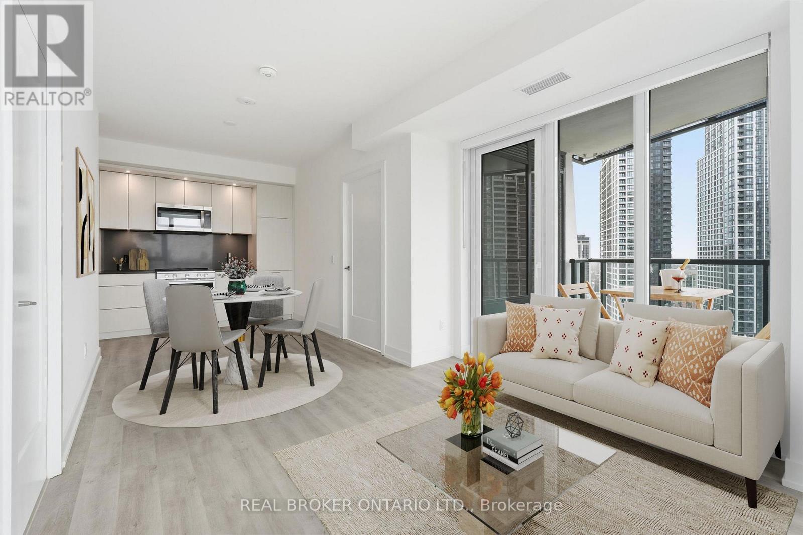 1906 - 60 CENTRAL PARK ROADWAY, Toronto, Ontario