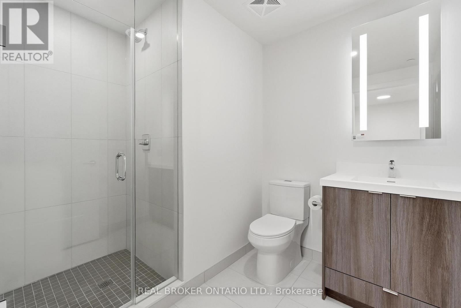 1906 - 60 Central Park Roadway, Toronto, Ontario M9A 0E6 - Photo 3 - W12926860