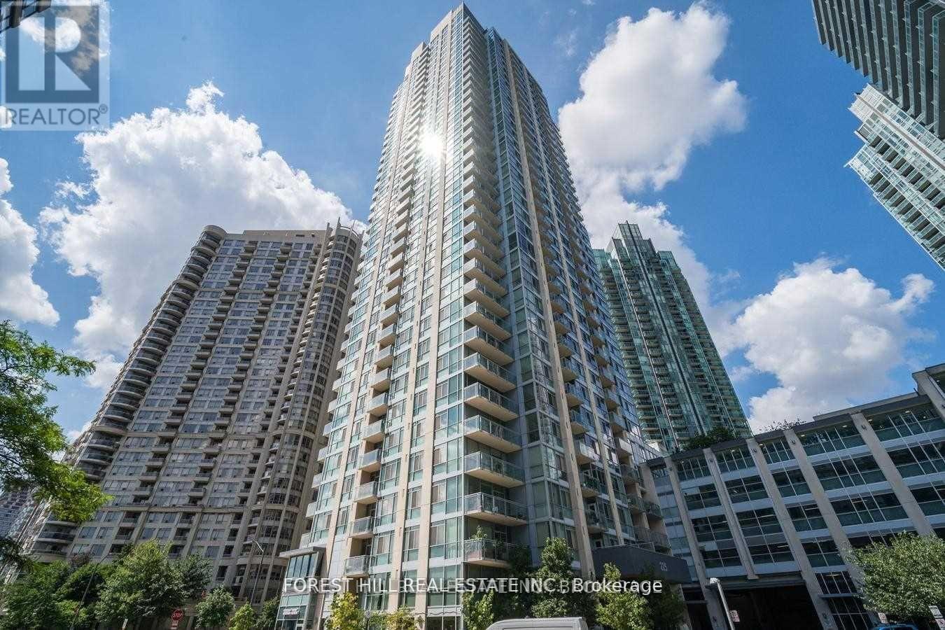 721 - 225 Webb Drive, Mississauga, Ontario  L5B 3Y5 - Photo 2 - W12926862