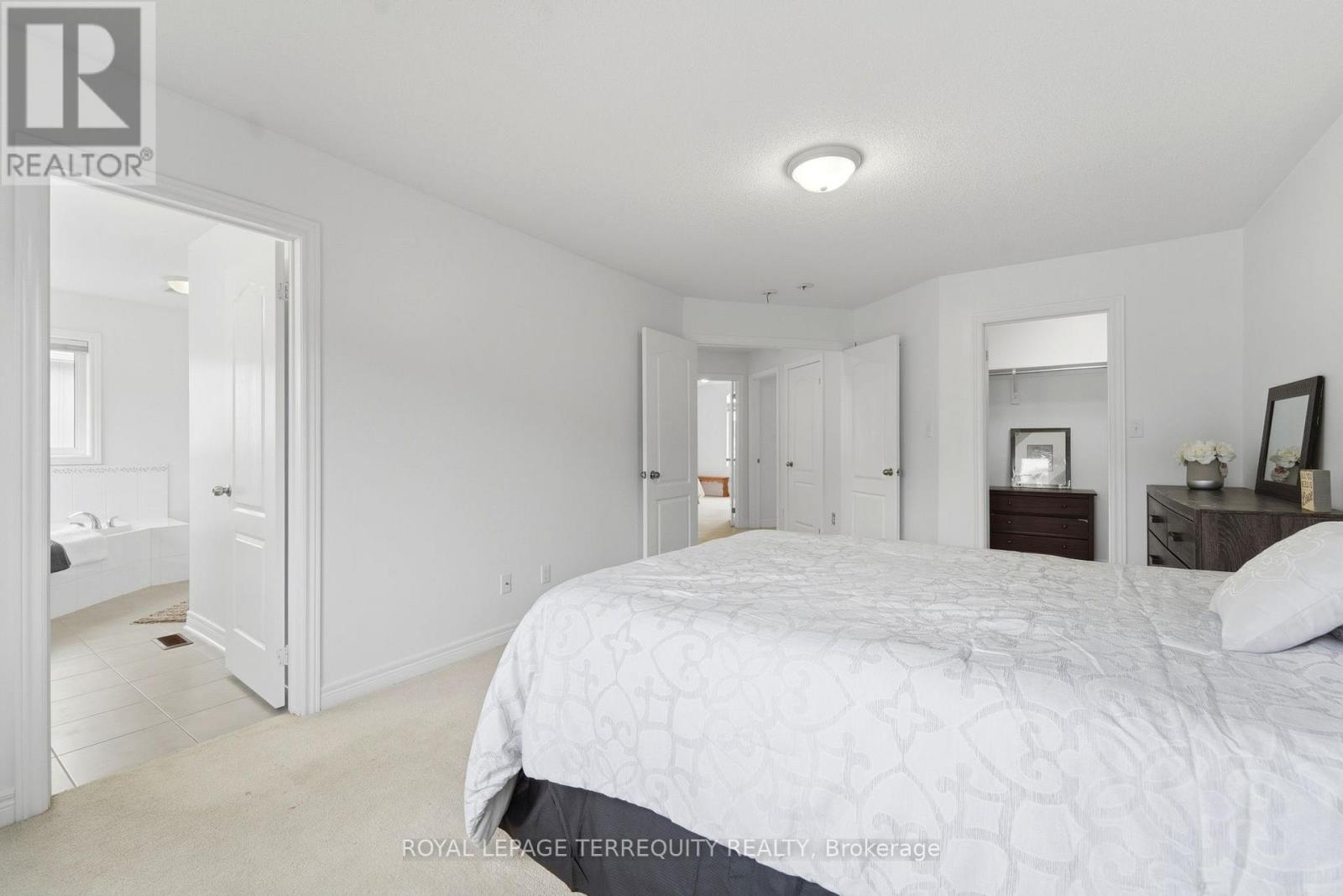 35 Colonel Lyall Street, St. Catharines, Ontario  L2P 0B3 - Photo 23 - X12926802