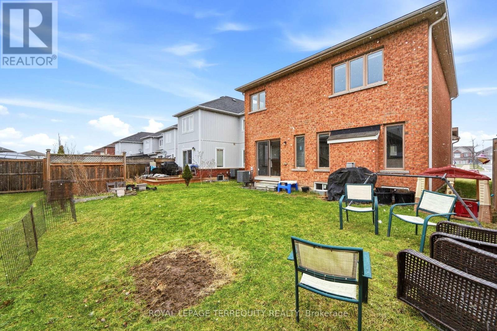 35 Colonel Lyall Street, St. Catharines, Ontario  L2P 0B3 - Photo 38 - X12926802