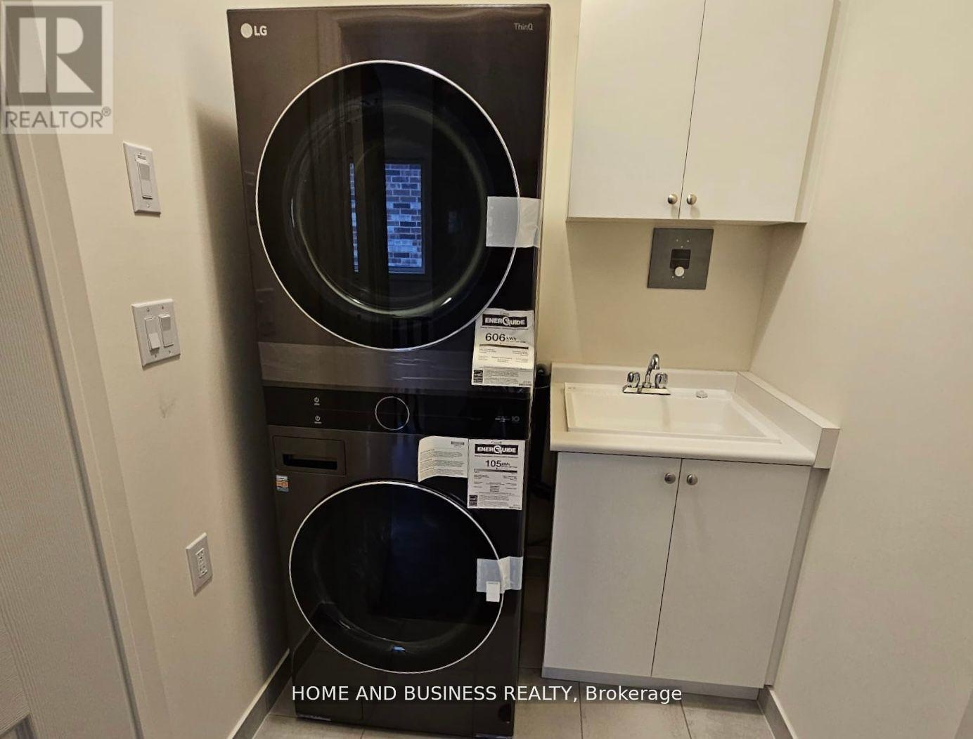 50 Holcomb Terrace, Hamilton, Ontario L8B 1Z8 - Photo 12 - X12926806