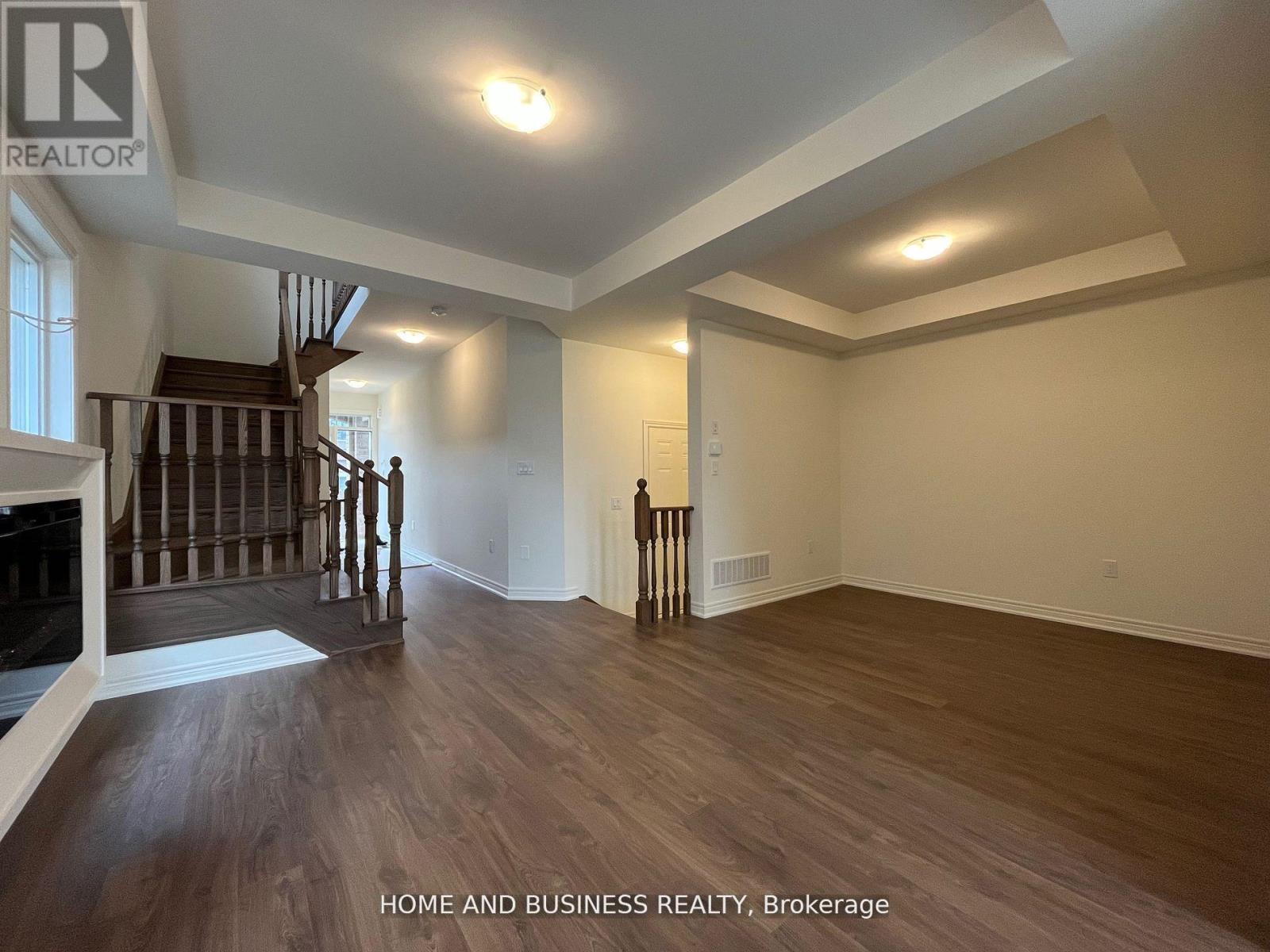 50 Holcomb Terrace, Hamilton, Ontario L8B 1Z8 - Photo 3 - X12926806