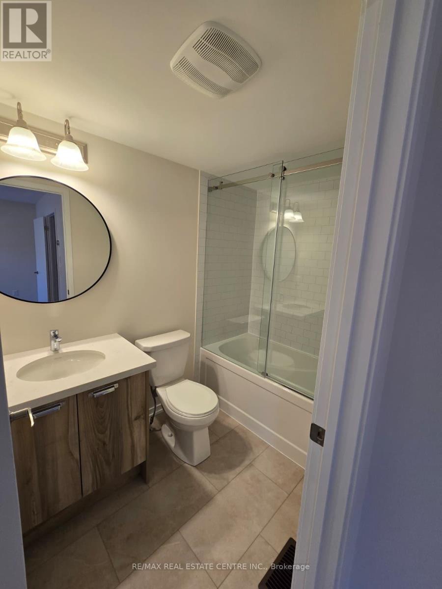 31 - 170 Attwater Drive, Cambridge, Ontario  N1R 5S2 - Photo 4 - X12926836