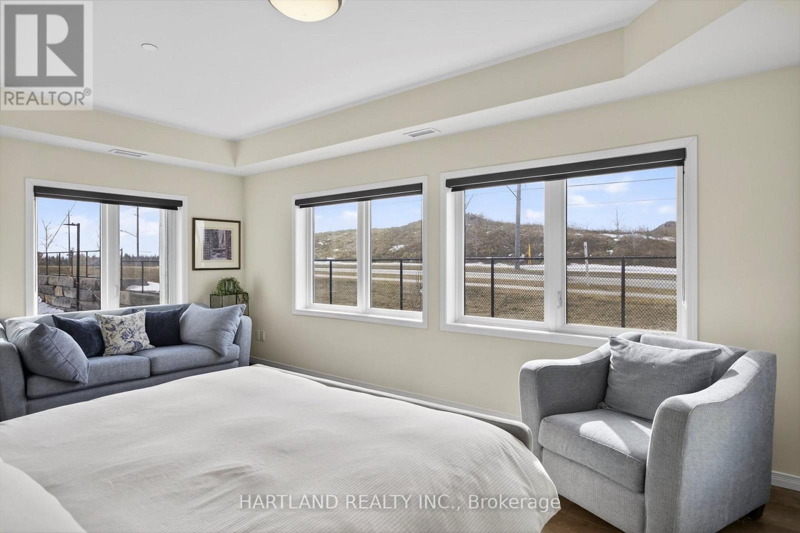 210 - 340 Florence Drive, Peterborough, Ontario K9J 0K4 - Photo 21 - X12926864