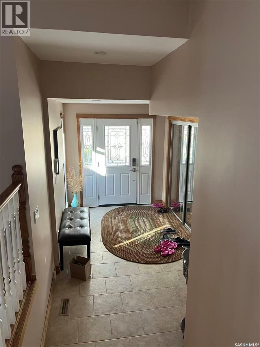 13 Martin Street, Regina, Saskatchewan  S4S 3W2 - Photo 6 - SK031044