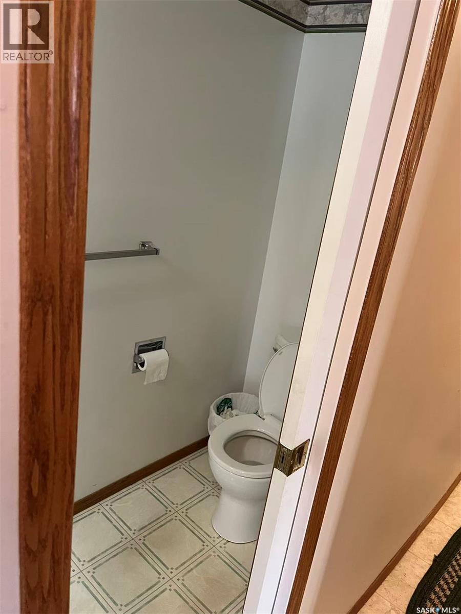 13 Martin Street, Regina, Saskatchewan  S4S 3W2 - Photo 8 - SK031044