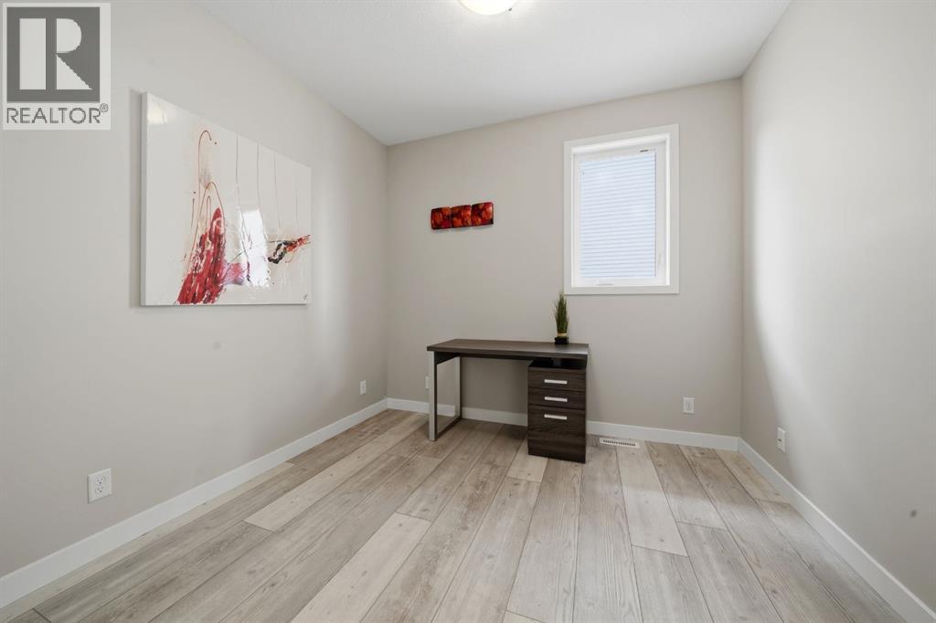 77 Tanner Street, Red Deer, Alberta  T4P 0S6 - Photo 14 - A2294701