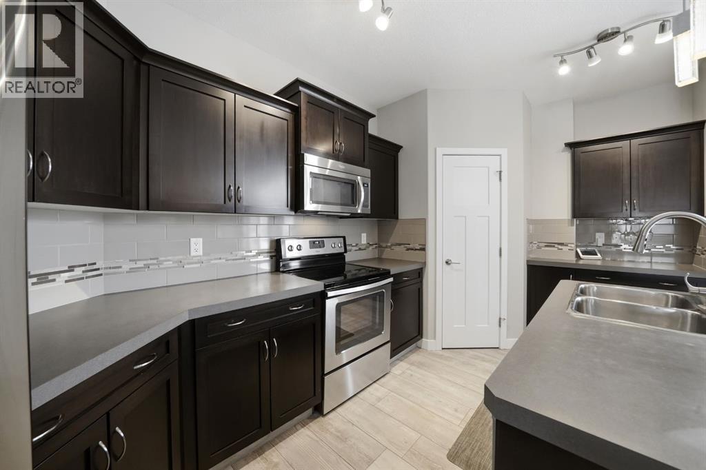 77 Tanner Street, Red Deer, Alberta  T4P 0S6 - Photo 8 - A2294701