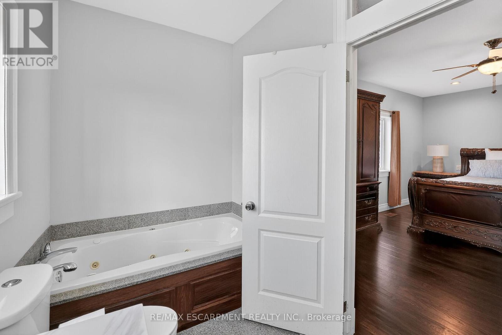 4491 Haldimand 20 Road, Haldimand, Ontario  N1A 2W3 - Photo 18 - X12924236