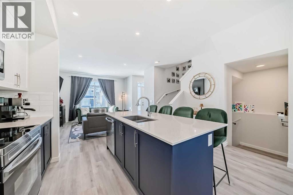 4 Yarrow Street, Okotoks, Alberta  T1S 4E6 - Photo 8 - A2282928