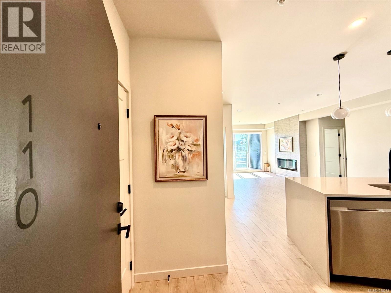 110 958 Pharoah Mews, Langford, British Columbia  V9B 7A1 - Photo 3 - 1028273