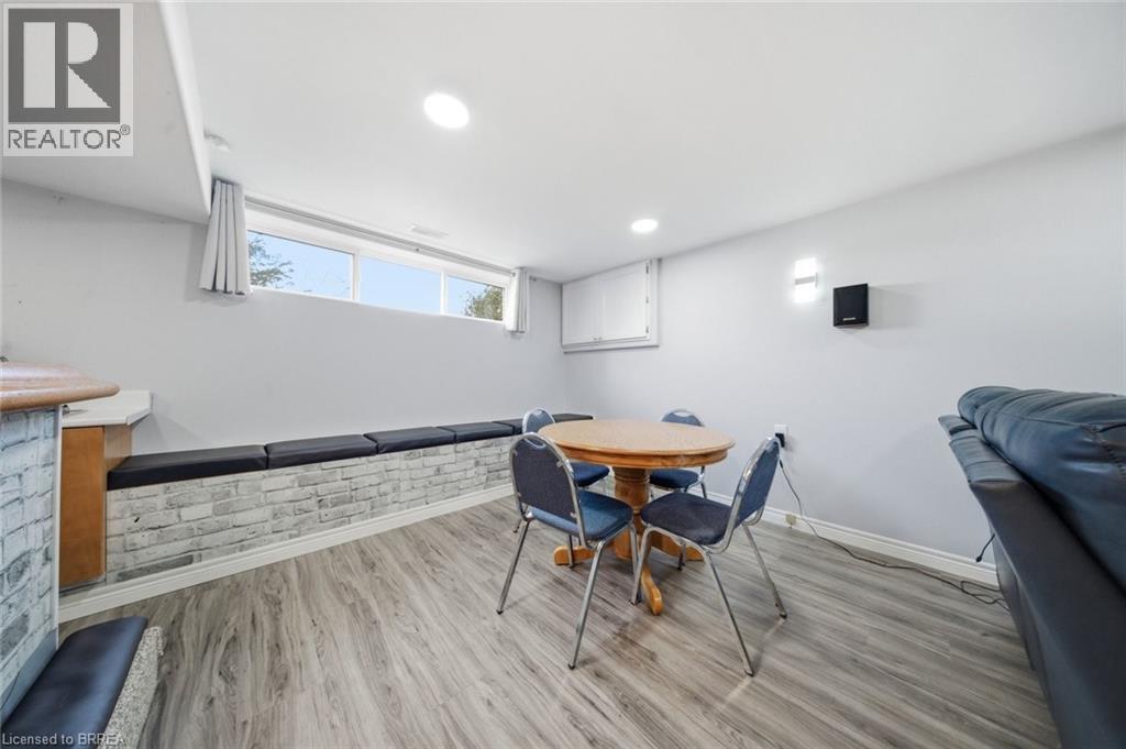 136 Woodlawn Ave Avenue, Brantford, Ontario  N3R 6S2 - Photo 24 - 40812331