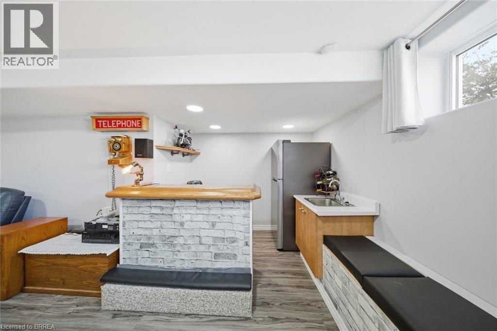 136 Woodlawn Ave Avenue, Brantford, Ontario  N3R 6S2 - Photo 26 - 40812331