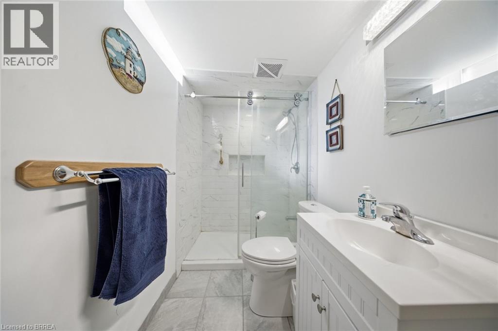 136 Woodlawn Ave Avenue, Brantford, Ontario  N3R 6S2 - Photo 29 - 40812331