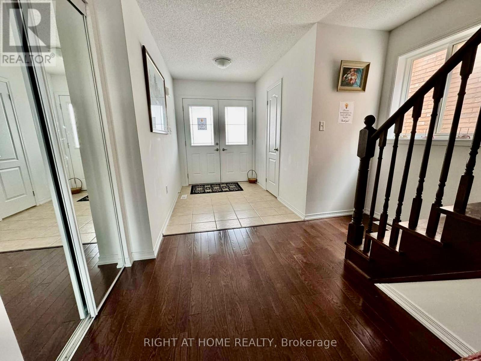 2110 Galloway Street, Innisfil, Ontario  L9S 4B7 - Photo 28 - N12915842