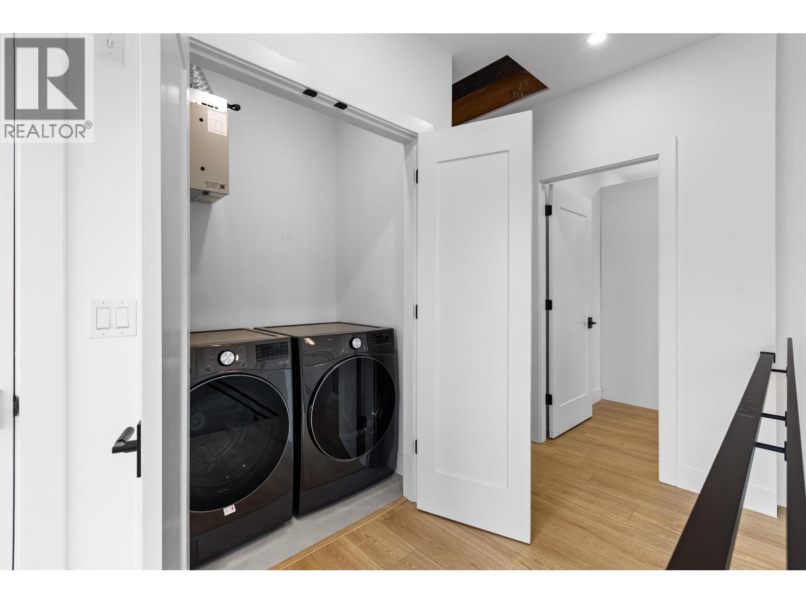 2 7353 12th Avenue, Burnaby, British Columbia  V3N 2J8 - Photo 12 - R3104178