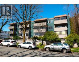 <div class="price">$495,000</div> 405 8775 Cartier Street, Vancouver<br><div style="margin-bottom:8px;"><small>Century 21 In Town Realty</small></div><div class='bed_bath'>1 Bed | 1 Bath</div>