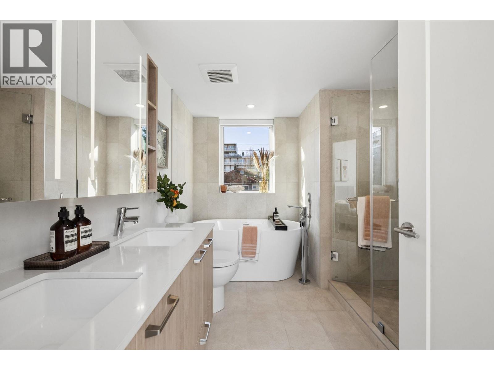 202 578 W 24 Avenue, Vancouver, British Columbia  V5Z 2B4 - Photo 27 - R3104190