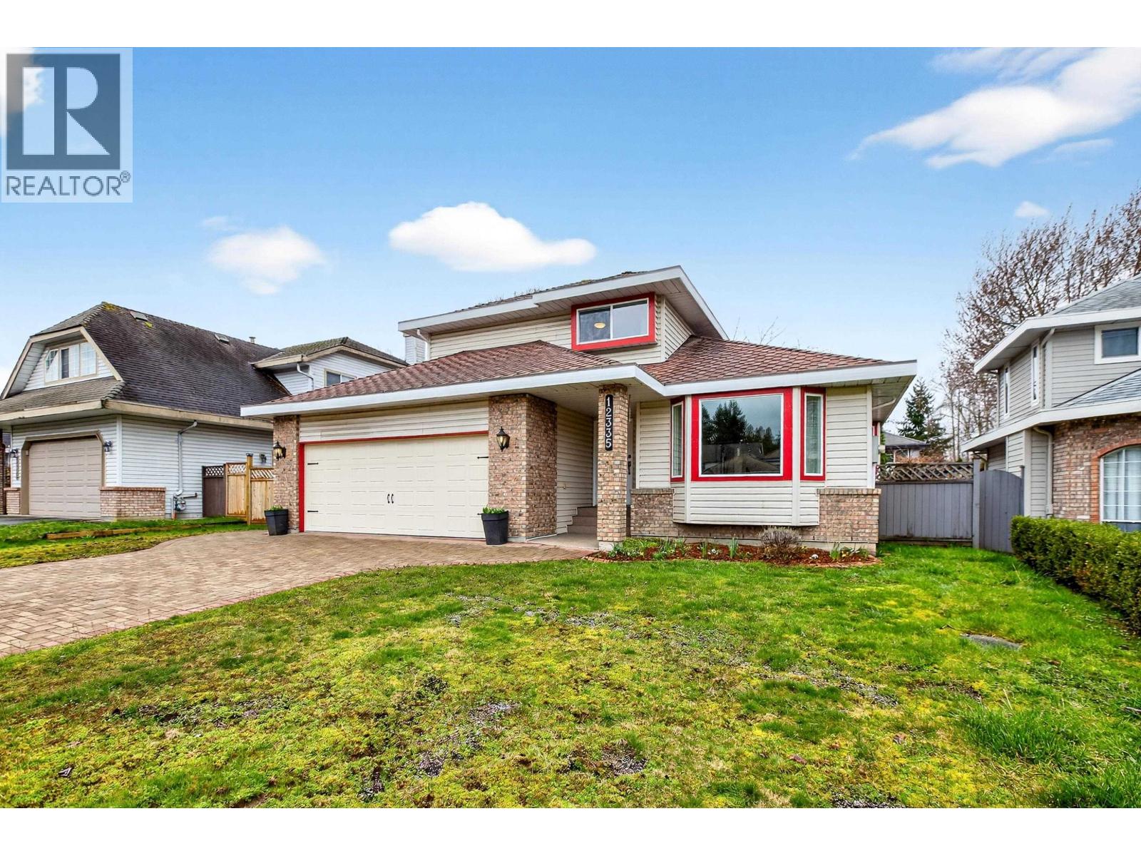 12335 206 Street, Maple Ridge, British Columbia  V2X 0M6 - Photo 2 - R3104186