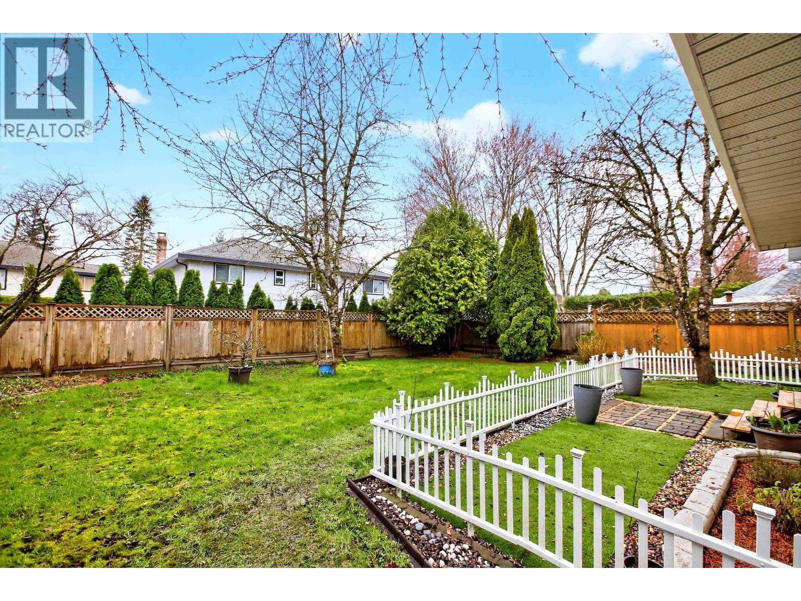 12335 206 Street, Maple Ridge, British Columbia  V2X 0M6 - Photo 35 - R3104186