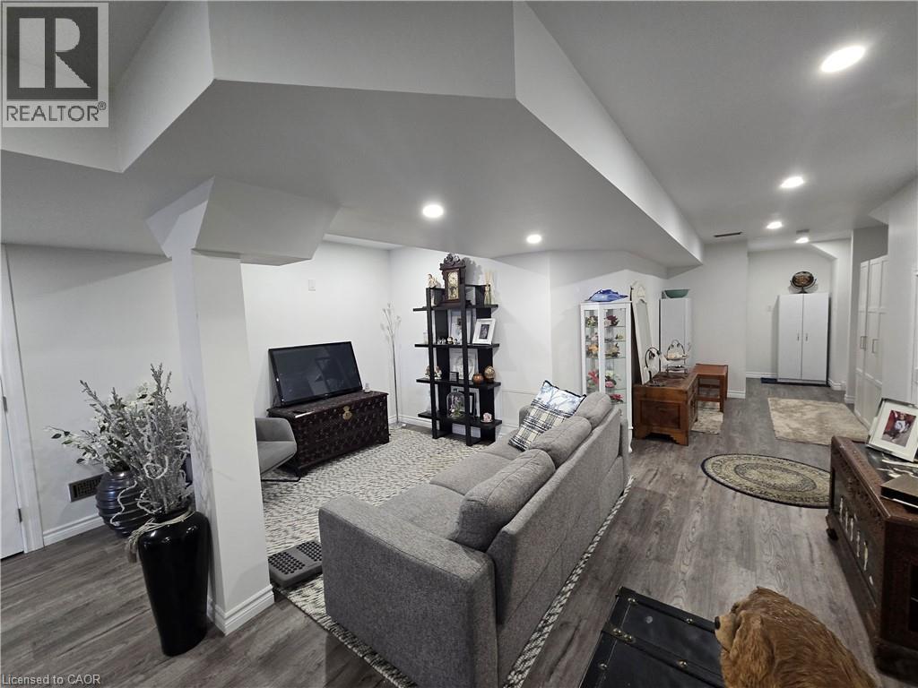 175 Gold Park Gate, Angus, Ontario  L3W 0B4 - Photo 32 - 40815546