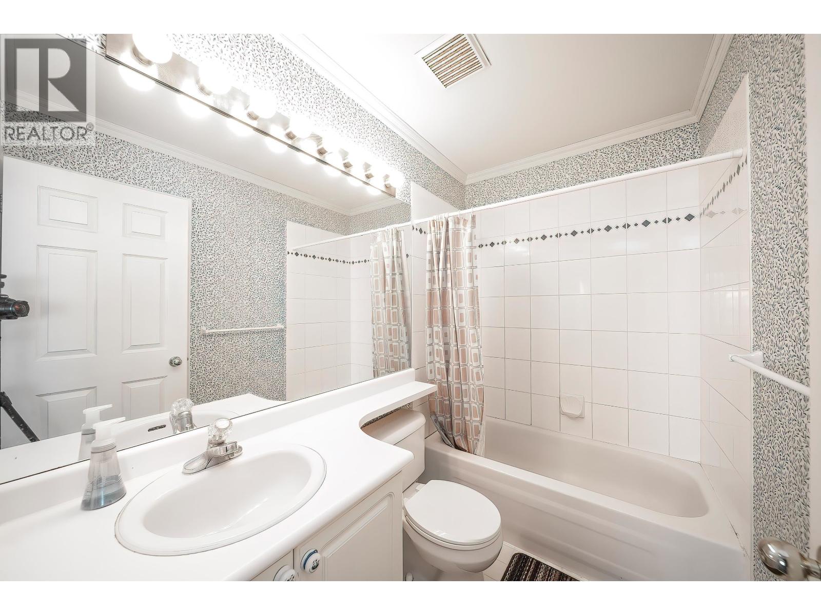 120 1685 Pinetree Way, Coquitlam, British Columbia  V3E 3A1 - Photo 29 - R3095205