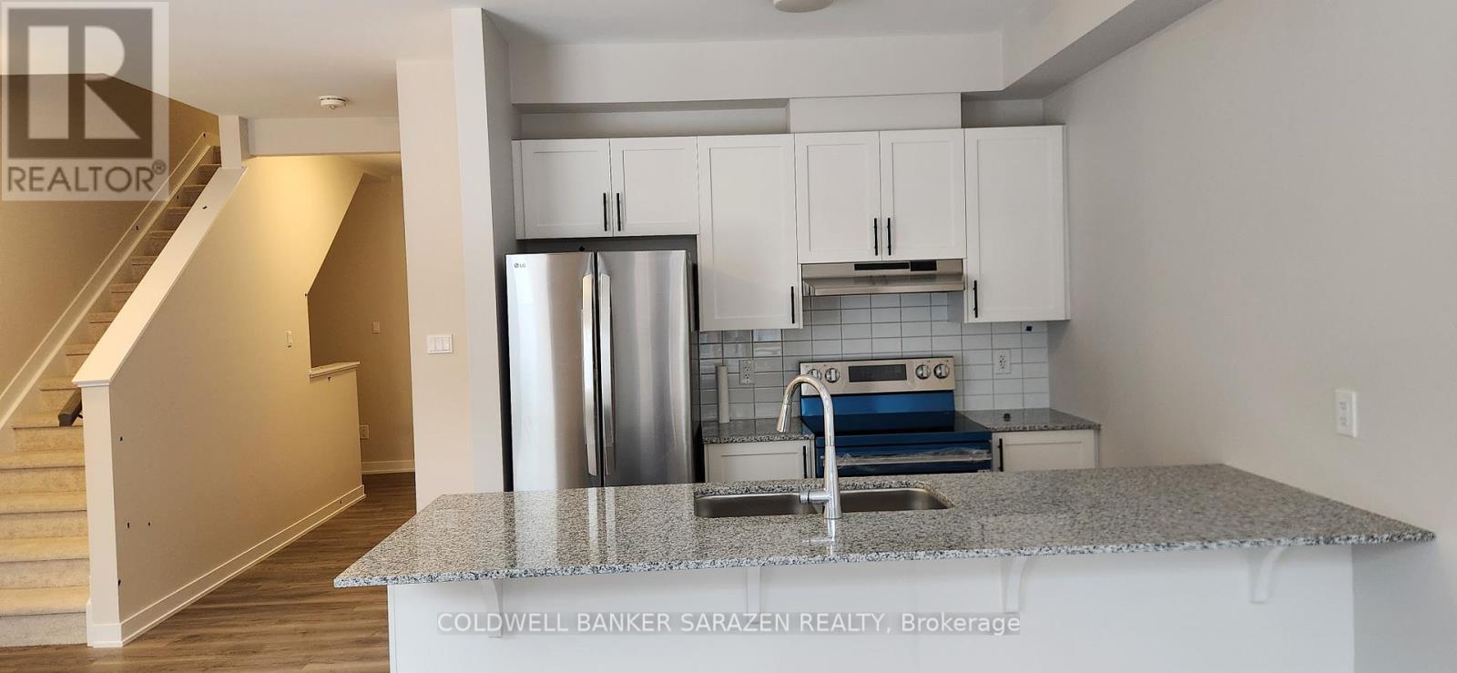 408 Les Emmerson Drive, Ottawa, Ontario  K2J 7L7 - Photo 8 - X12926876