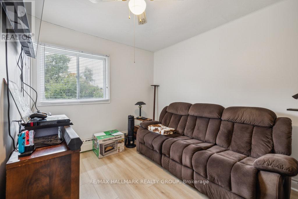 264 Michel Circle, Ottawa, Ontario  K1L 7P9 - Photo 20 - X12926886