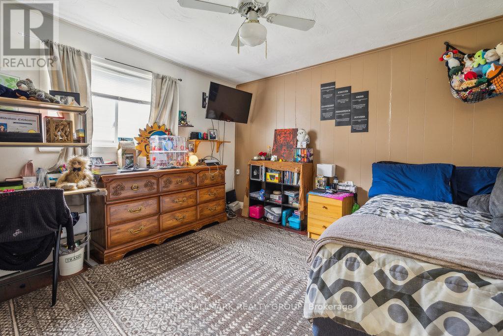 264 Michel Circle, Ottawa, Ontario  K1L 7P9 - Photo 25 - X12926886
