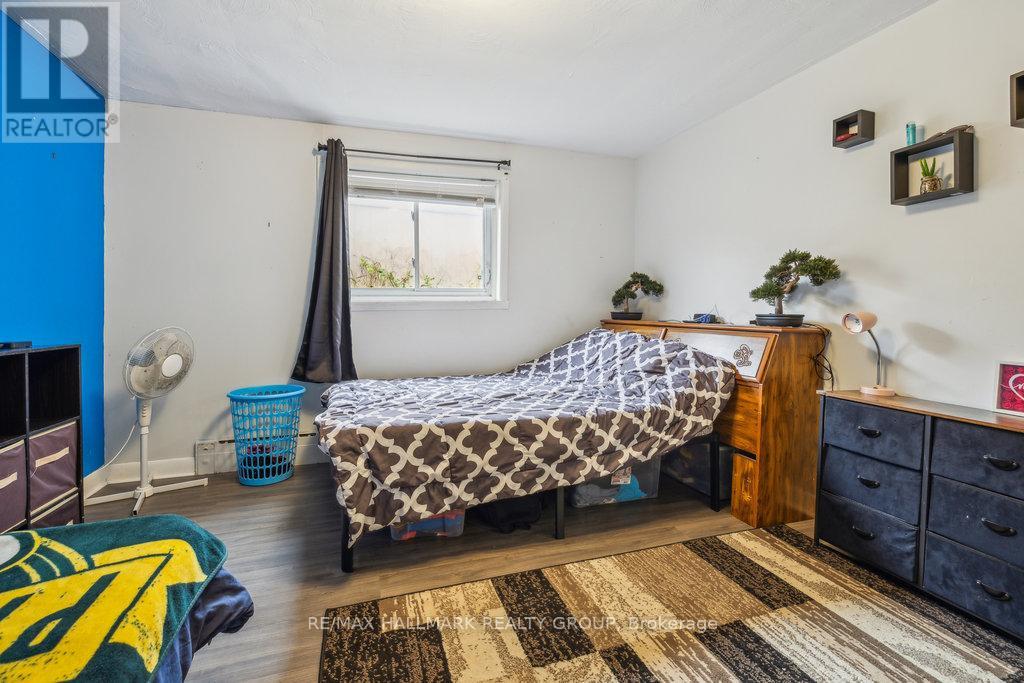 264 Michel Circle, Ottawa, Ontario  K1L 7P9 - Photo 30 - X12926886