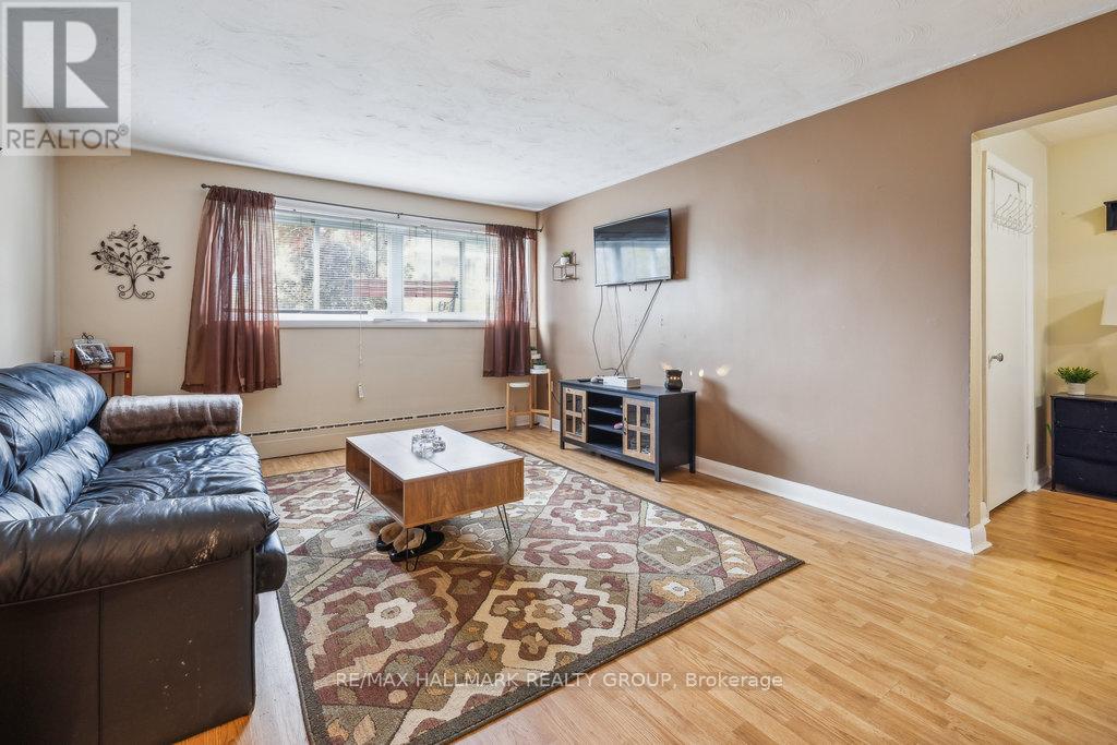 264 Michel Circle, Ottawa, Ontario  K1L 7P9 - Photo 33 - X12926886