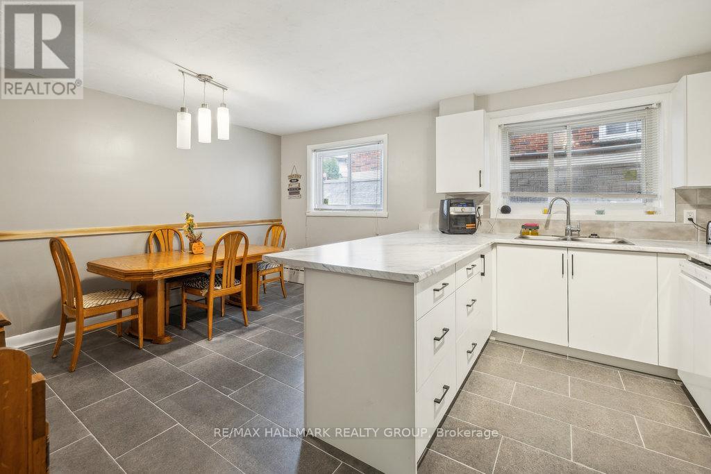 264 Michel Circle, Ottawa, Ontario  K1L 7P9 - Photo 38 - X12926886