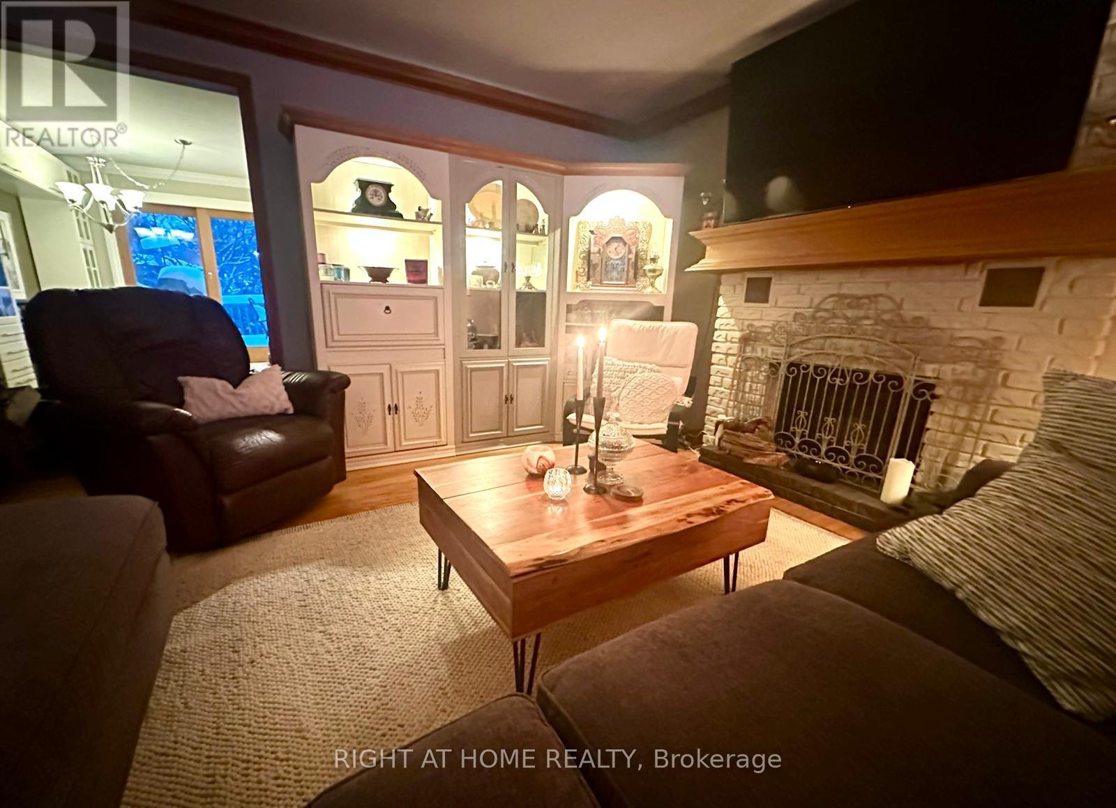 Main - 551 Brentwood Avenue, Oshawa, Ontario  L1G 2S9 - Photo 3 - E12926884