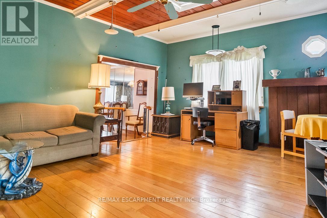 7 Delverton Place, Toronto, Ontario  M2S 1Y5 - Photo 17 - C12877442