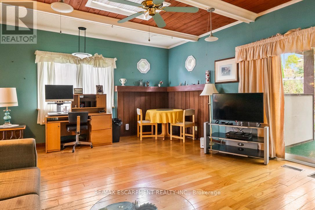 7 Delverton Place, Toronto, Ontario  M2S 1Y5 - Photo 18 - C12877442